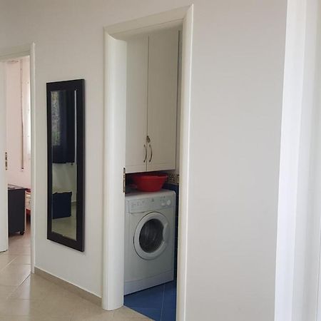 M&I Beach Apartment With Sea View Durrës Exteriör bild