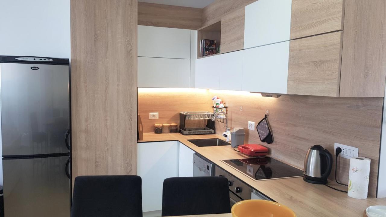 M&I Beach Apartment With Sea View Durrës Exteriör bild