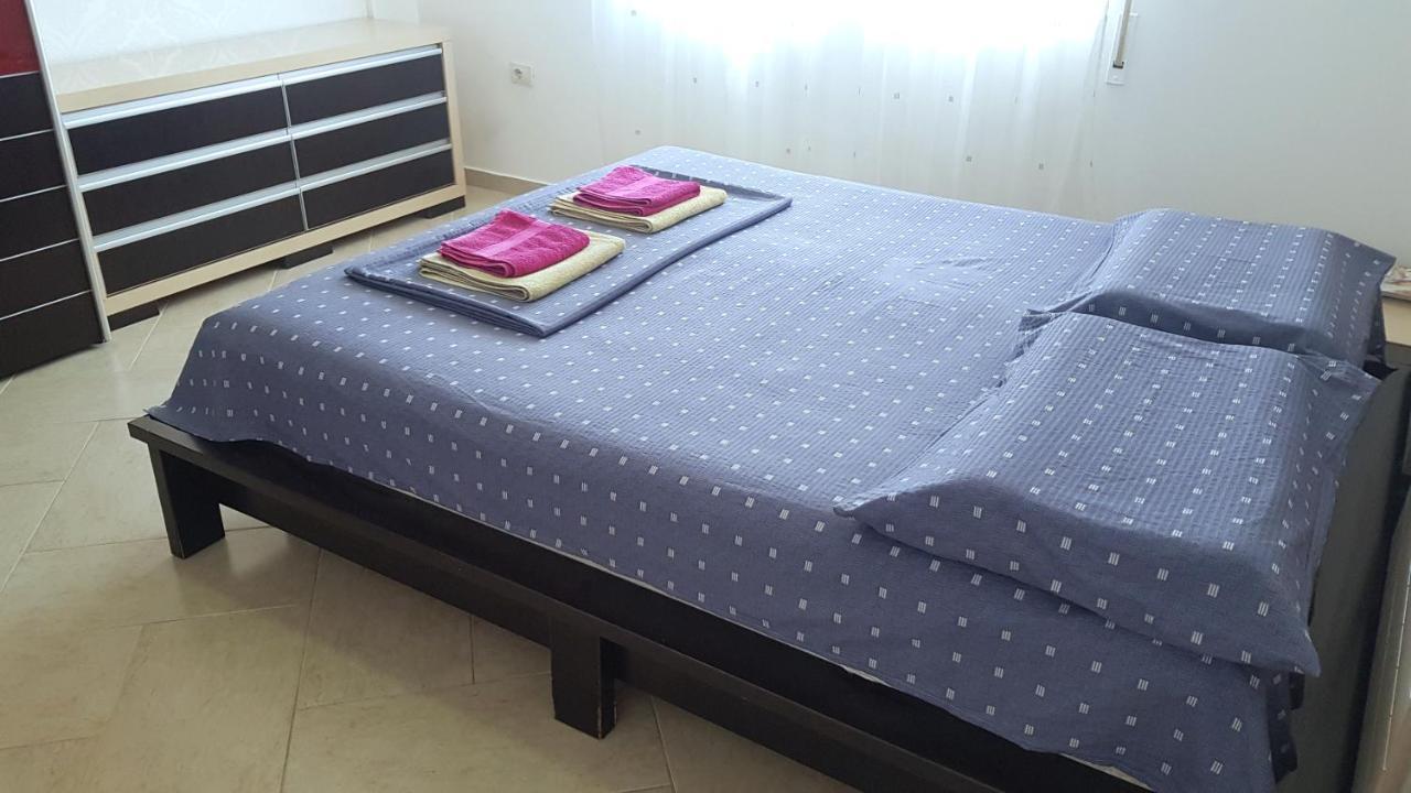 M&I Beach Apartment With Sea View Durrës Exteriör bild