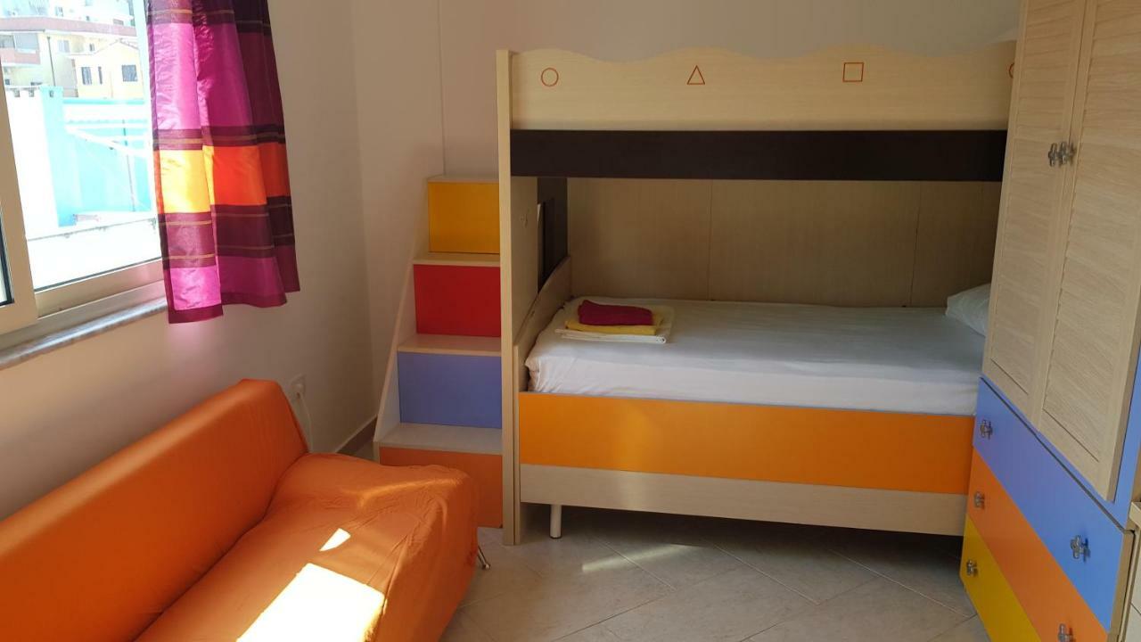 M&I Beach Apartment With Sea View Durrës Exteriör bild